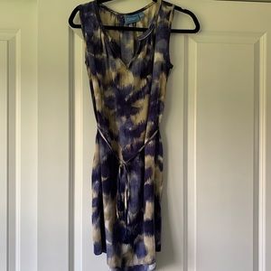 Womens tie dress size small